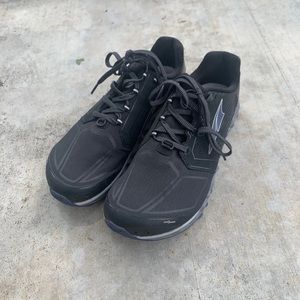 Altra Superior 4 Women Size 10